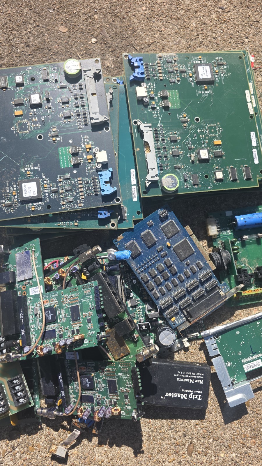 Lot 55lbs+ Scrap Gold Copper Metal Electronics Motherboards PCB Computer Parts01