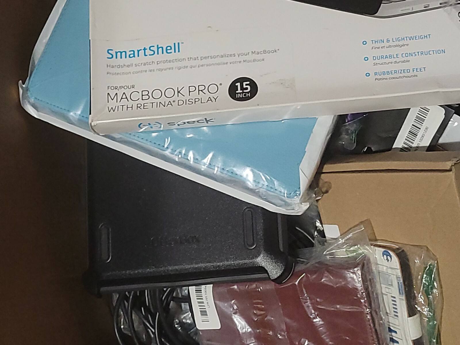 mixed electronics lot – OtterBox speck iphone galaxy Samsung apple 50+ items