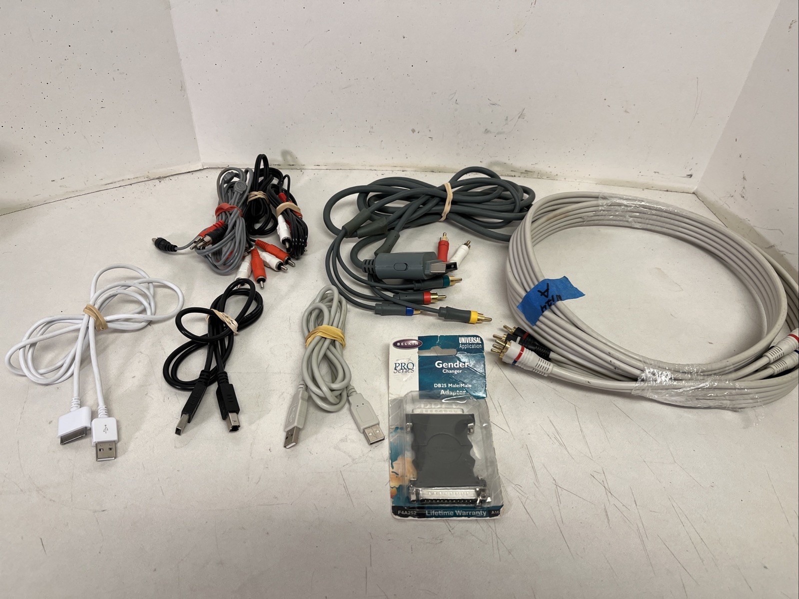 Mix Electronics Lot Microsoft Xbox 360 TV Surround Sound Cables Printer RCA WIRE