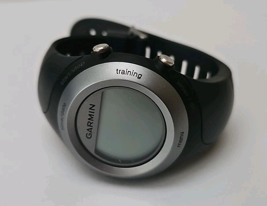 Various Electronics For Parts Garmin, Switch Case, Beats Pill *Check Details*