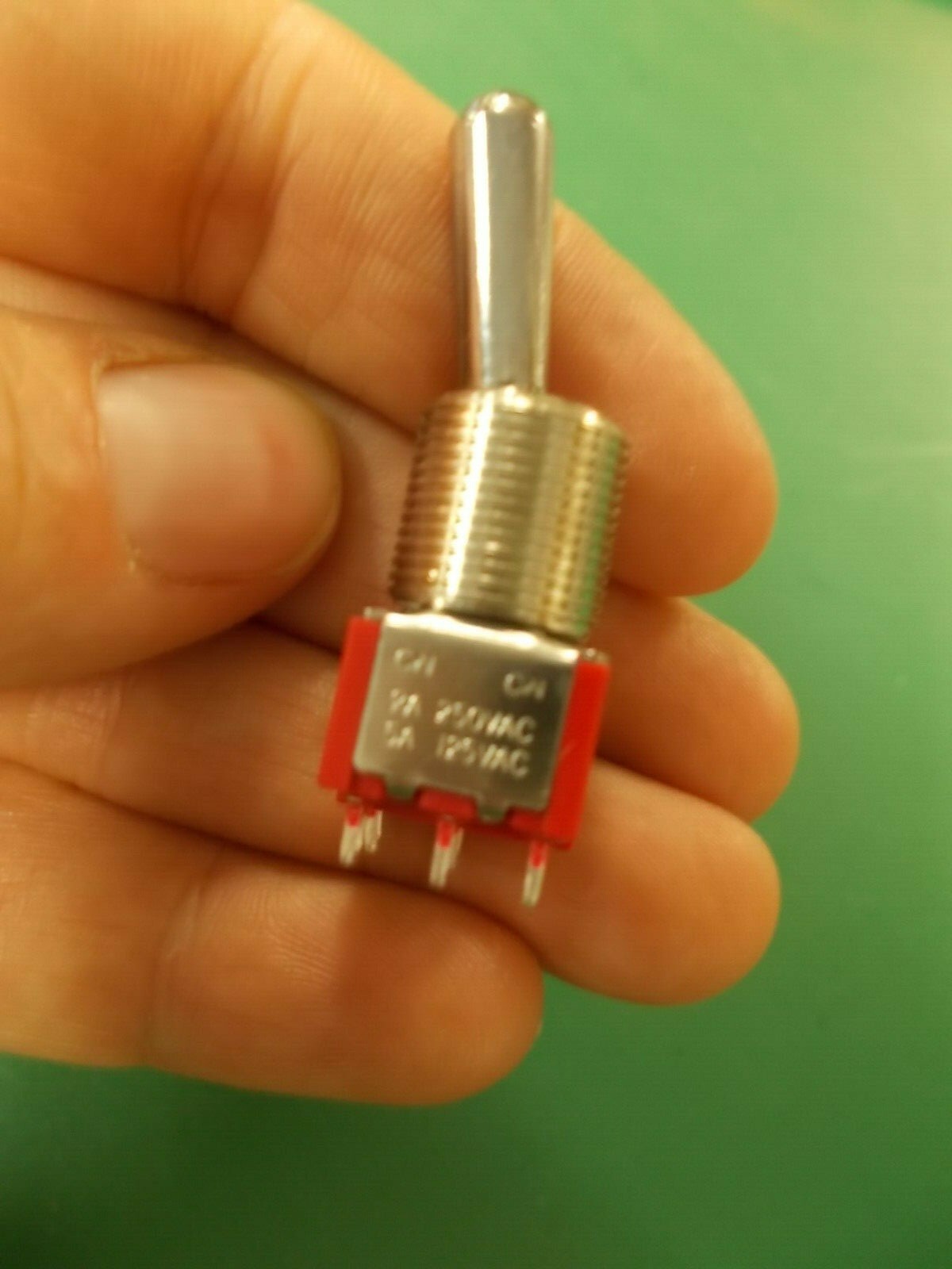 Toggle Switch 2A 250 VAC, 5A 125 VAC “ON ON” Carling 2M1 DP-1