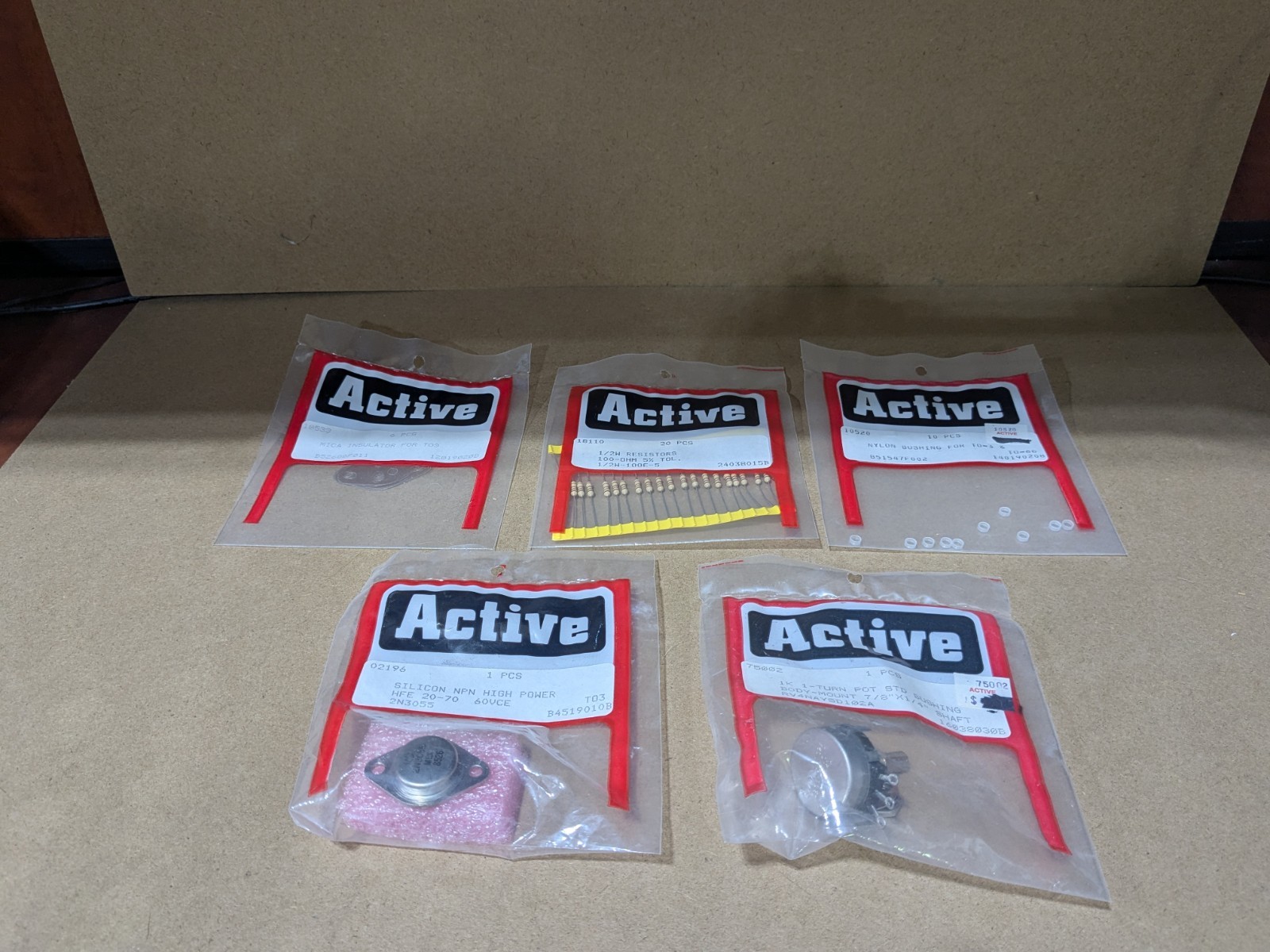 Active – Lot of 5 New Miscellaneous Electronic Parts – NOS