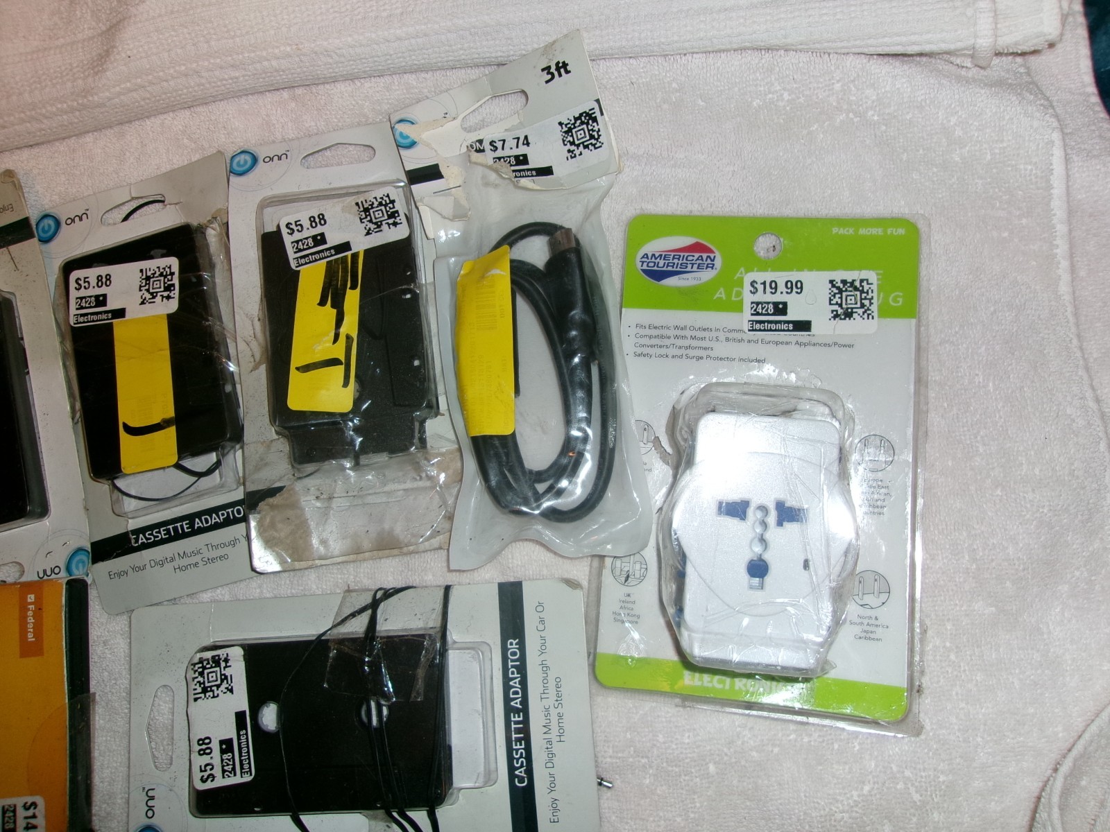 Lot of electronic accessories