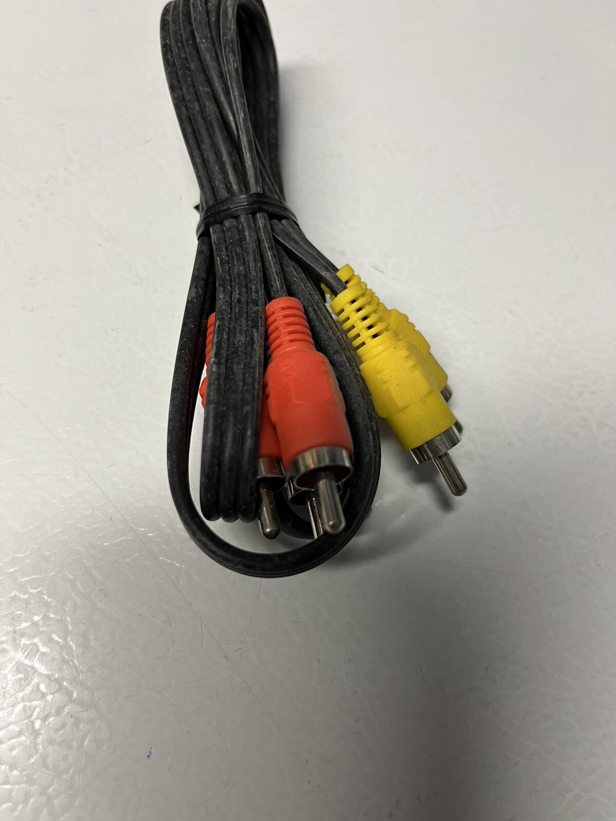 Lot Of Miscellaneous Electronic Cables.