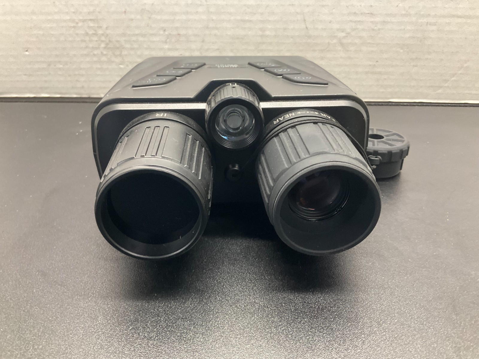 4K Night Vision Binoculars Digital Infrared 1080p 3″ Screen 8X Zoom Hunting USED