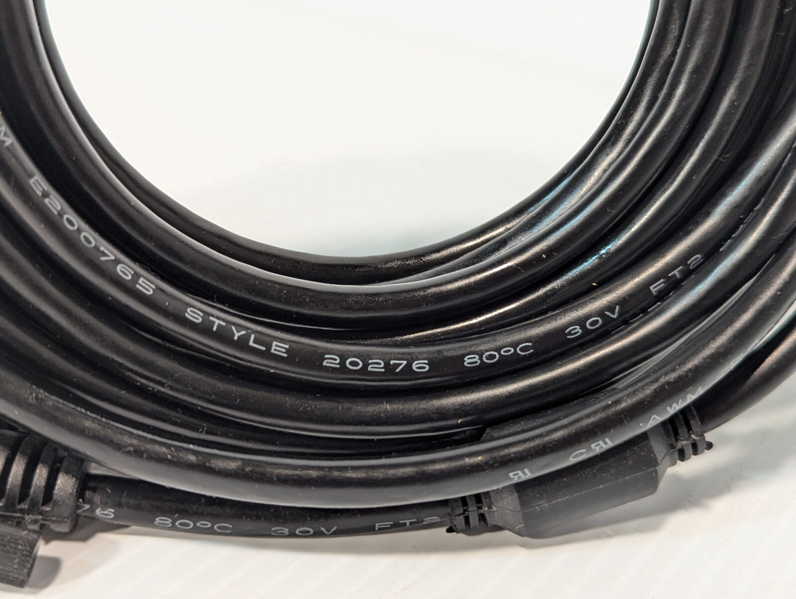 Lot of Computer, Electronics Accessories CR6SD, SVGA E200765 Cable, 3 Micto SG90