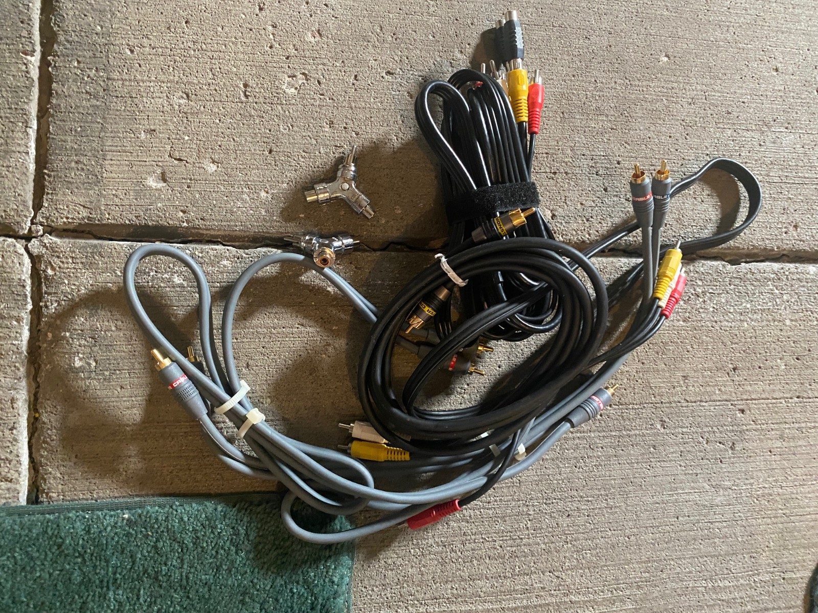 Mixed Cable Lot – Audio/Video, RCA, Component, USB, FireWire & More