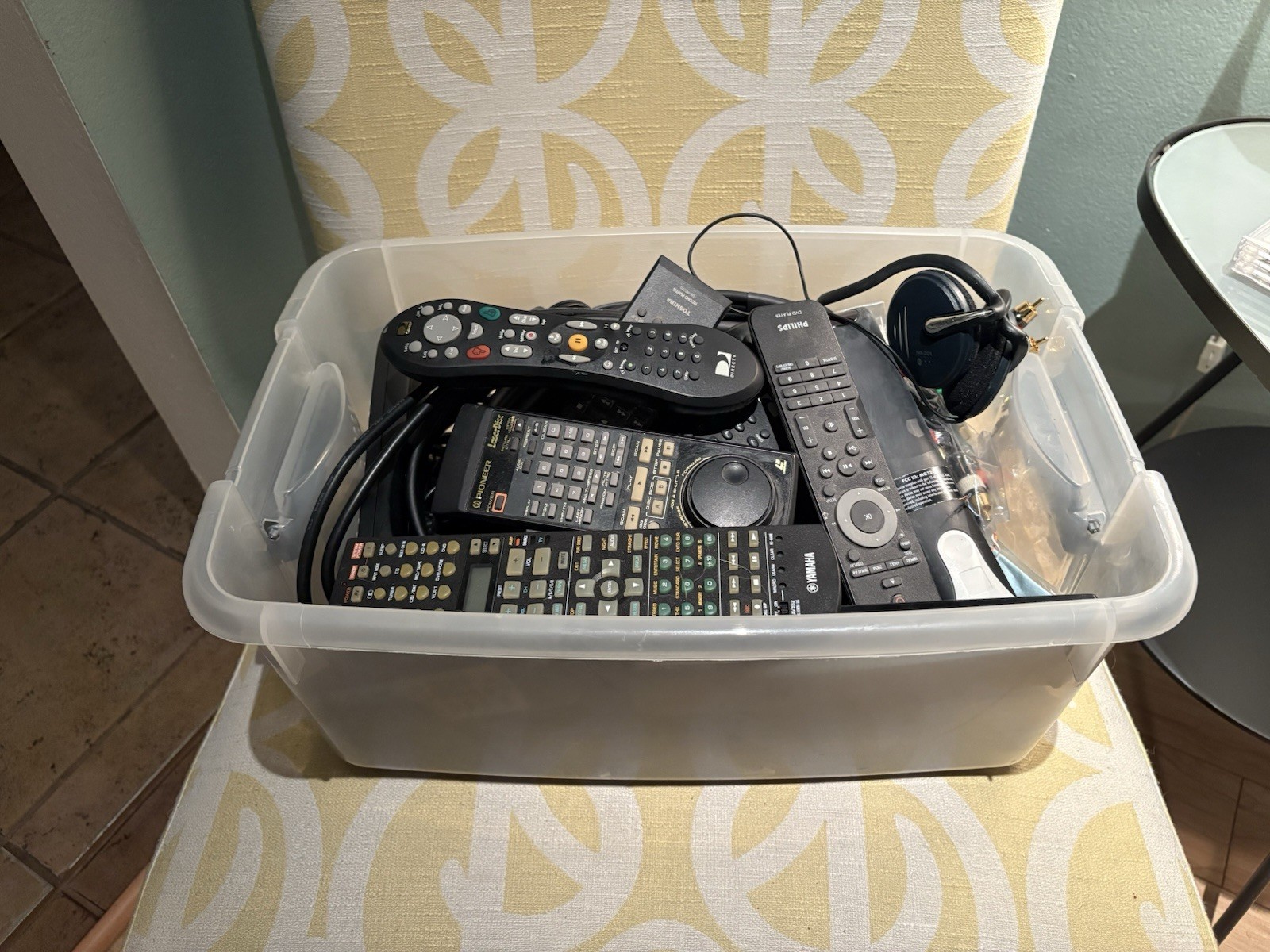Assorted tech bundle – Yamaha, Denon, Philips, Yamaha, Pioneer, Optimus