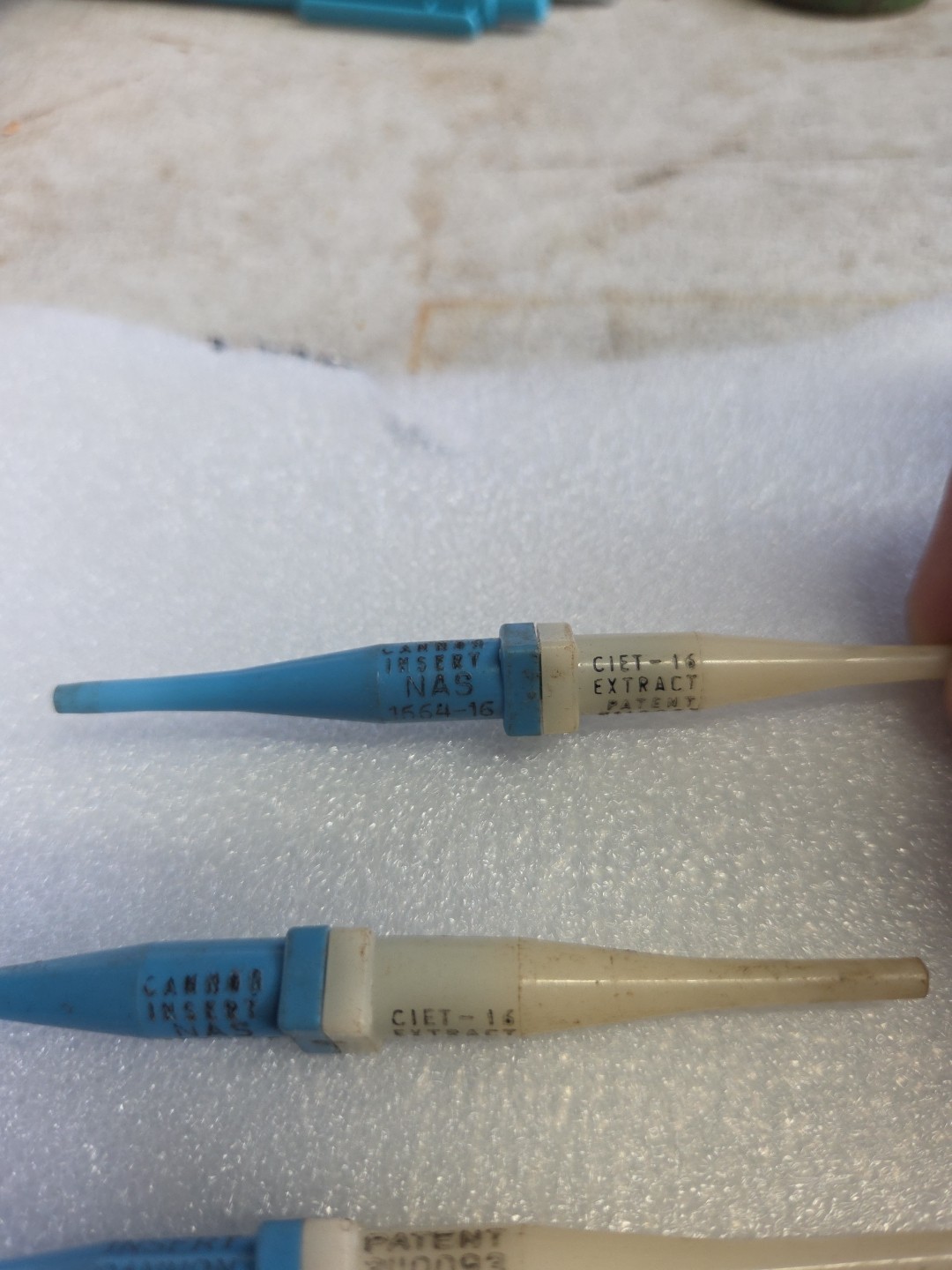 LOT ITT Cannon Electronic INSERT Extract 3 CIET 16 & 16 CIET 20 Extraction Read
