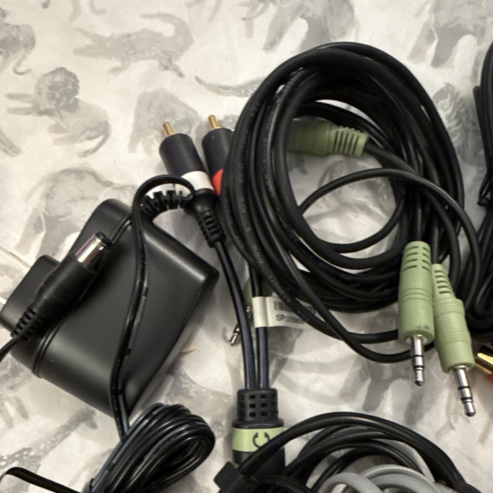 Mixed Lot Audio Video Cables RCA 3.5mm Power Adapters Various Types