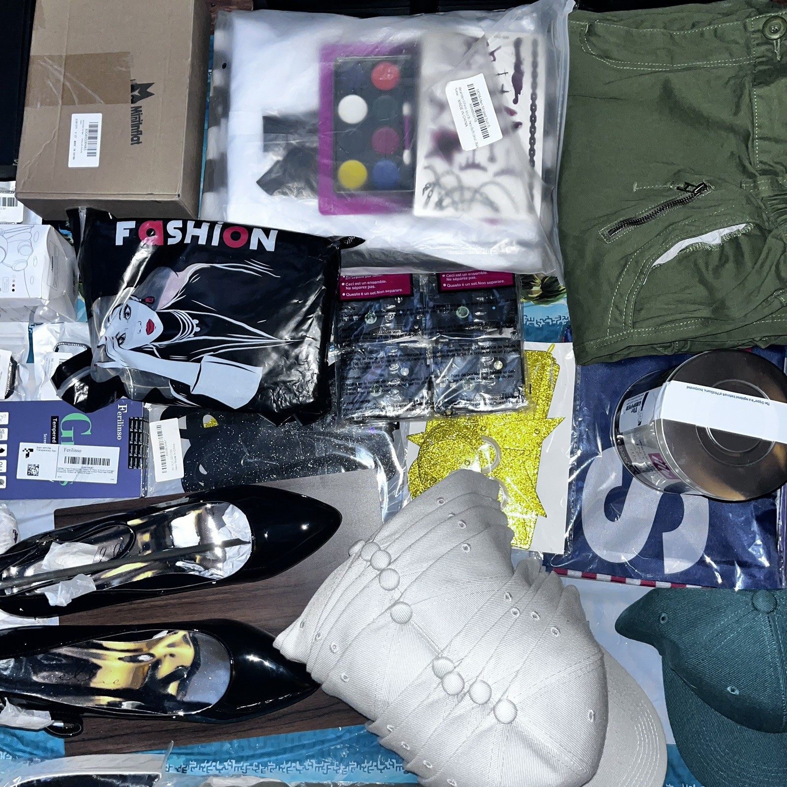 Amazon Liquidation Wholesale Overstock & Returns Mixed Lot Merchandise Box