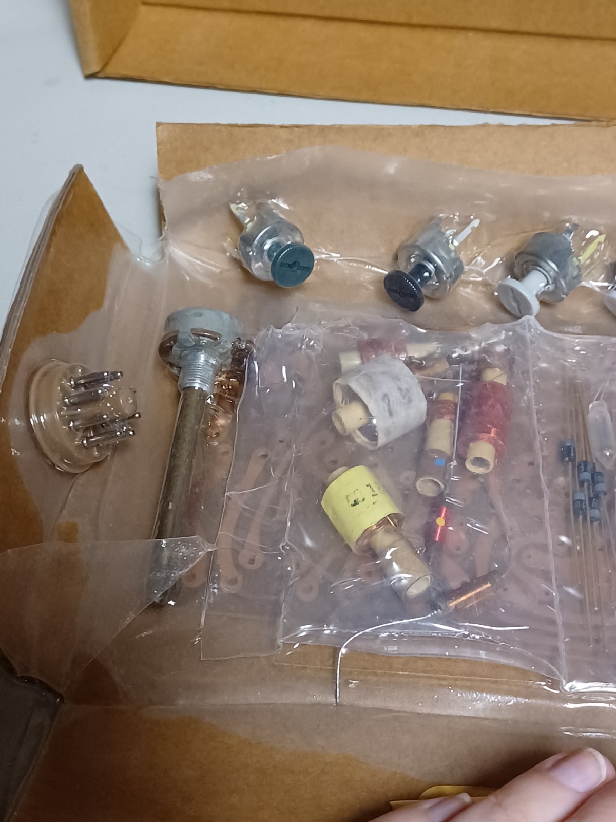 Vintage Sealed TV / Radio Electronics Set #3 NOS