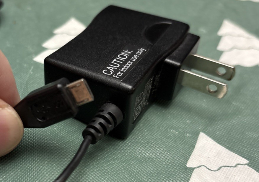 OEM Plantronics Discovery 925 Home Travel Charger 75518-03 SU050018 AC Adapter