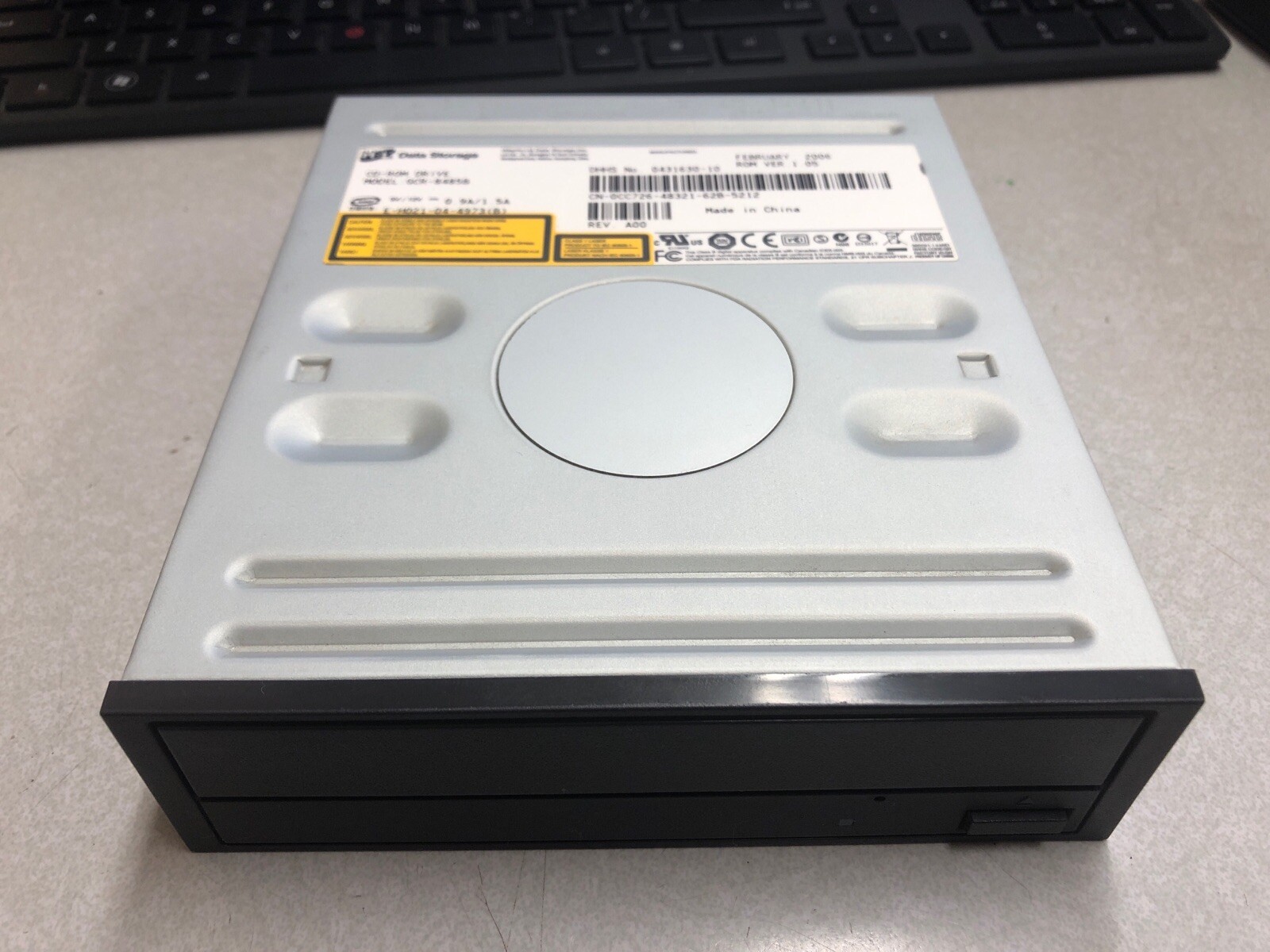 Hitachi LG Data Storage CD-ROM Drive GCR-8485B A00 VER 1.05 0CC726