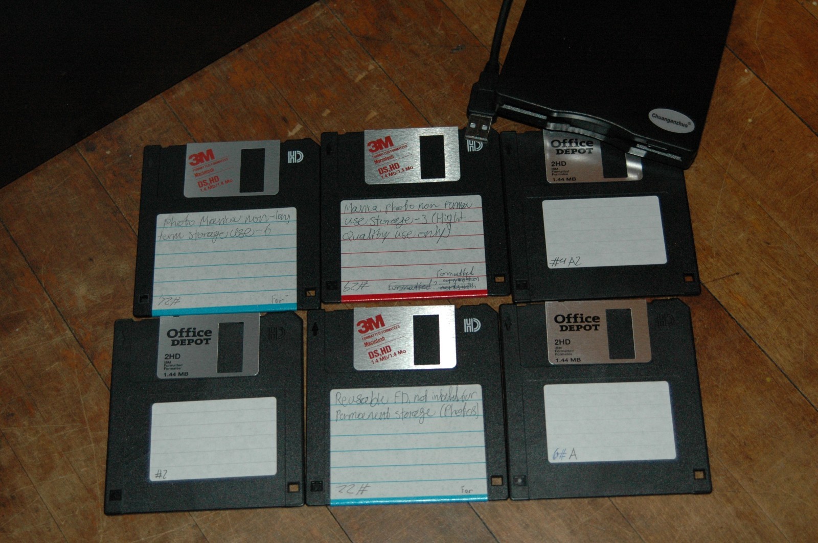 small/medium electronic and media lot, (as-is, some untested)