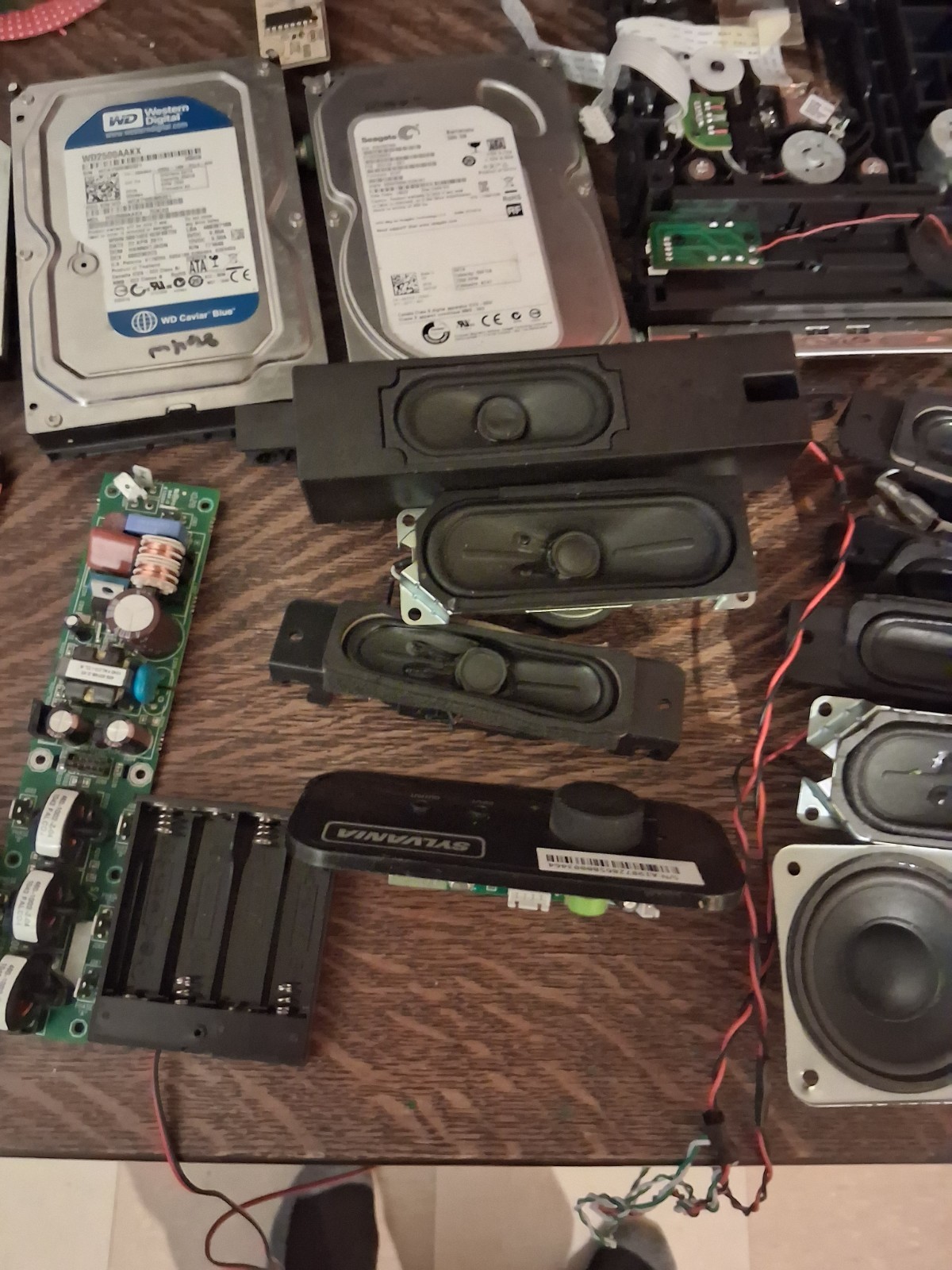 Western Digital Seagate Sylvania Sony Mixed Lot Hard Drives Boards Components
