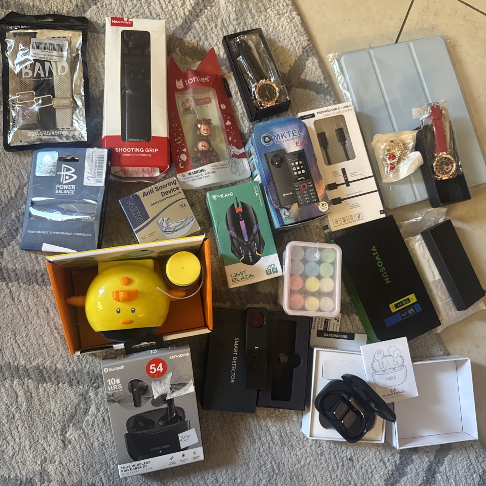Mystery Loot General Box 18 Items Total See Description
