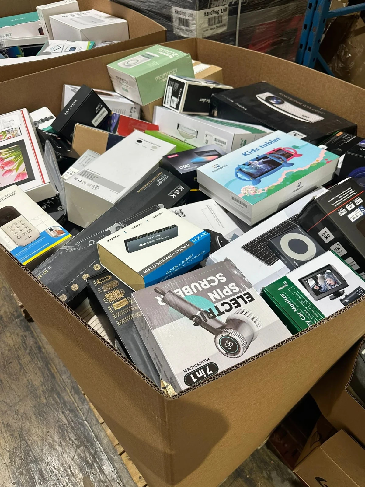 NEW Bulk Wholesale Lot Target Walmart Amazon Electronics Home Decor Resale Crate