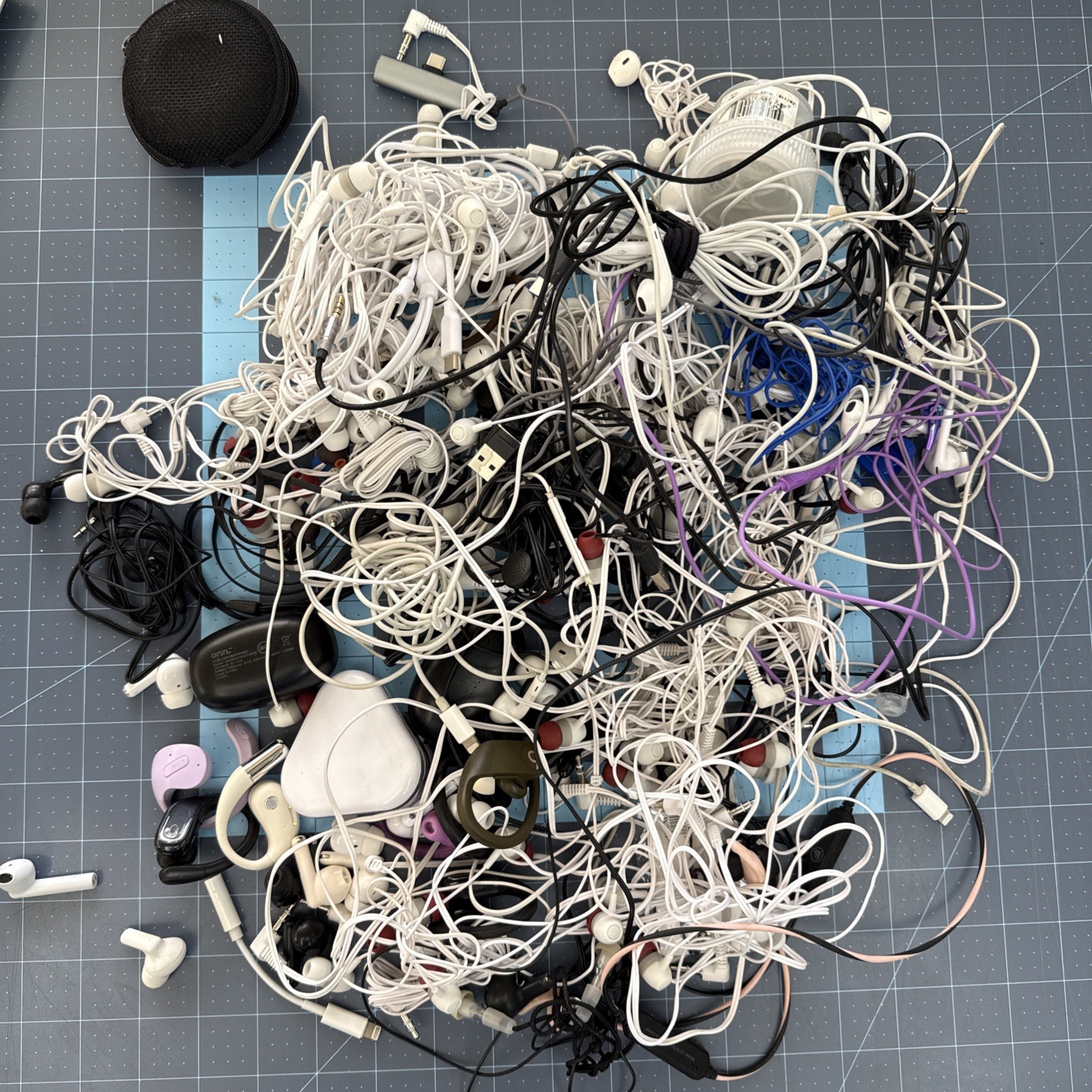 Electronics Miscellaneous Lot | – Untested earbuds headphones