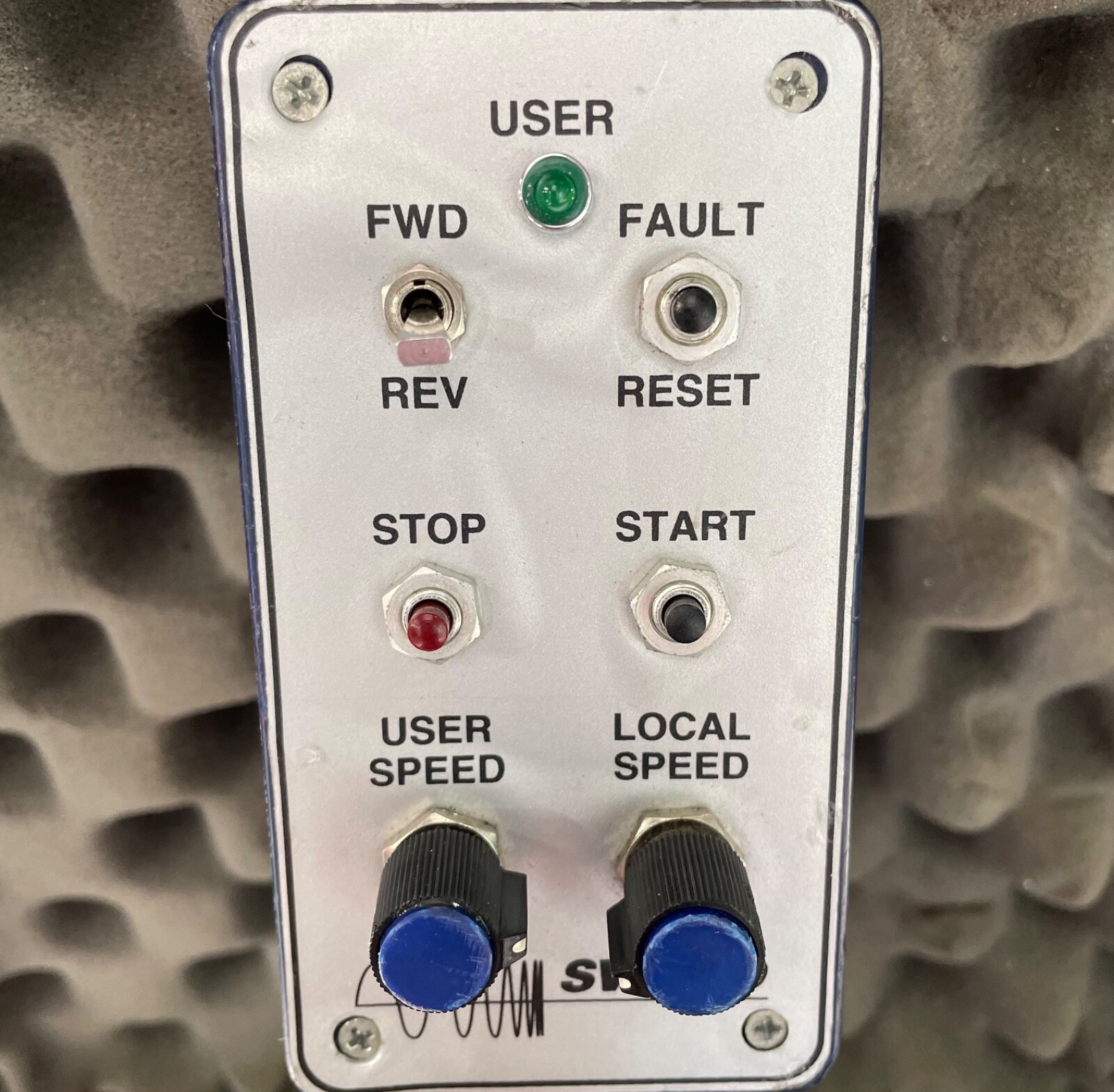 Seco AC Flux Vector Drive SV3000 with motor. 