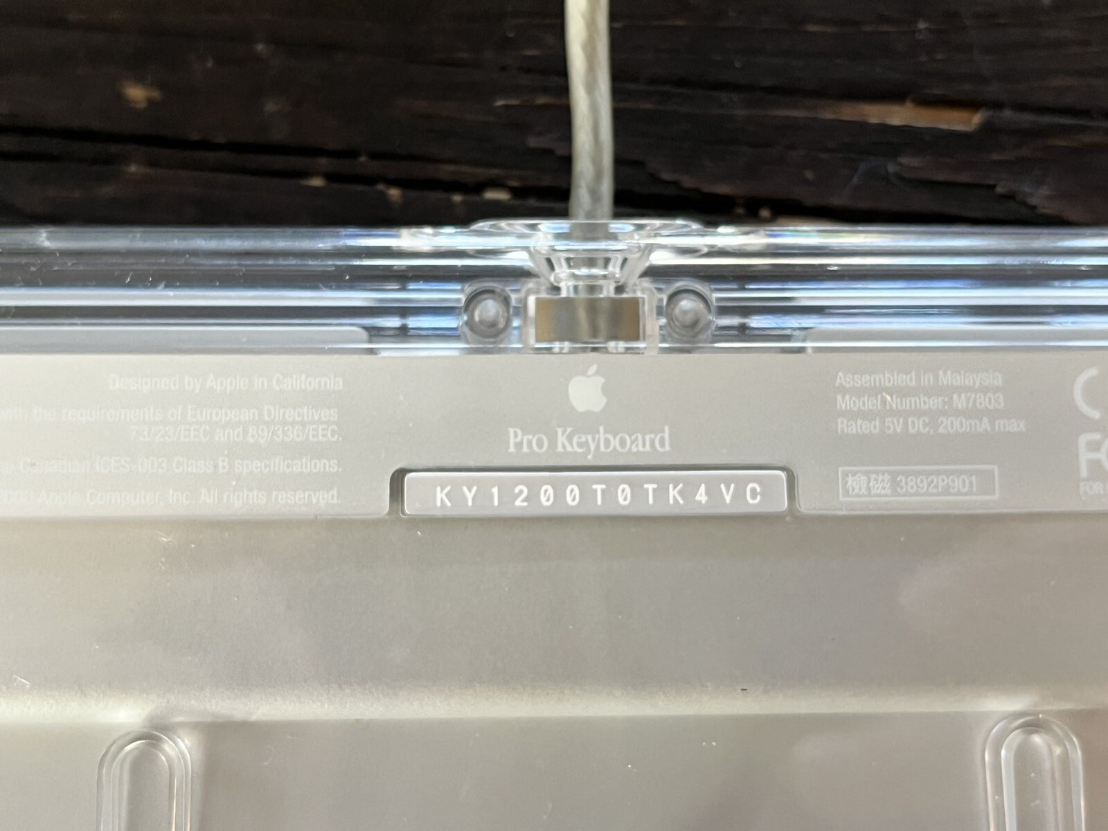 Apple Products Lot – Keyboard, iPad, Apple tv