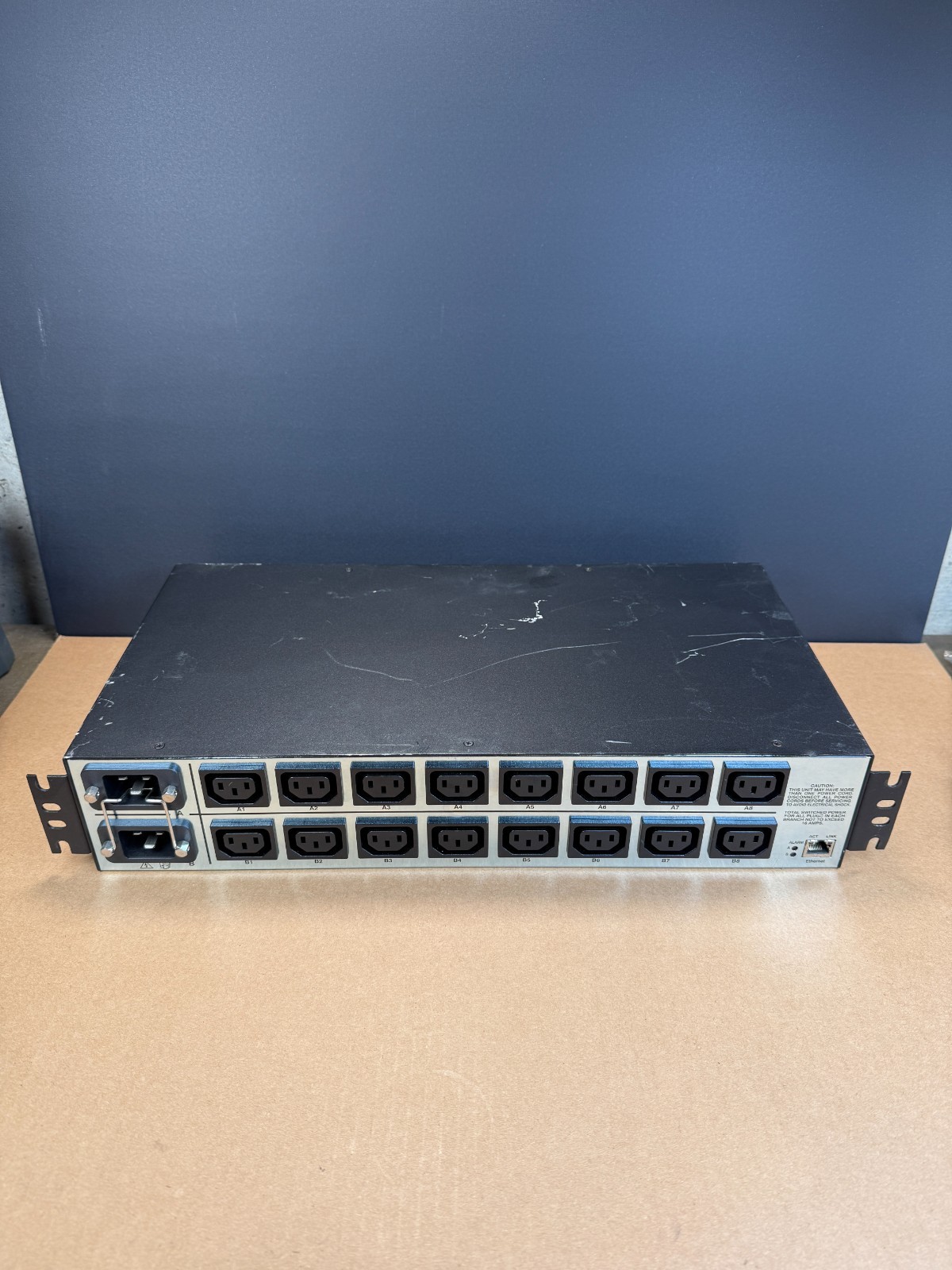 WTI VMR-16 MANAGED POWER CONTROLLER Works Ships Fast!!!