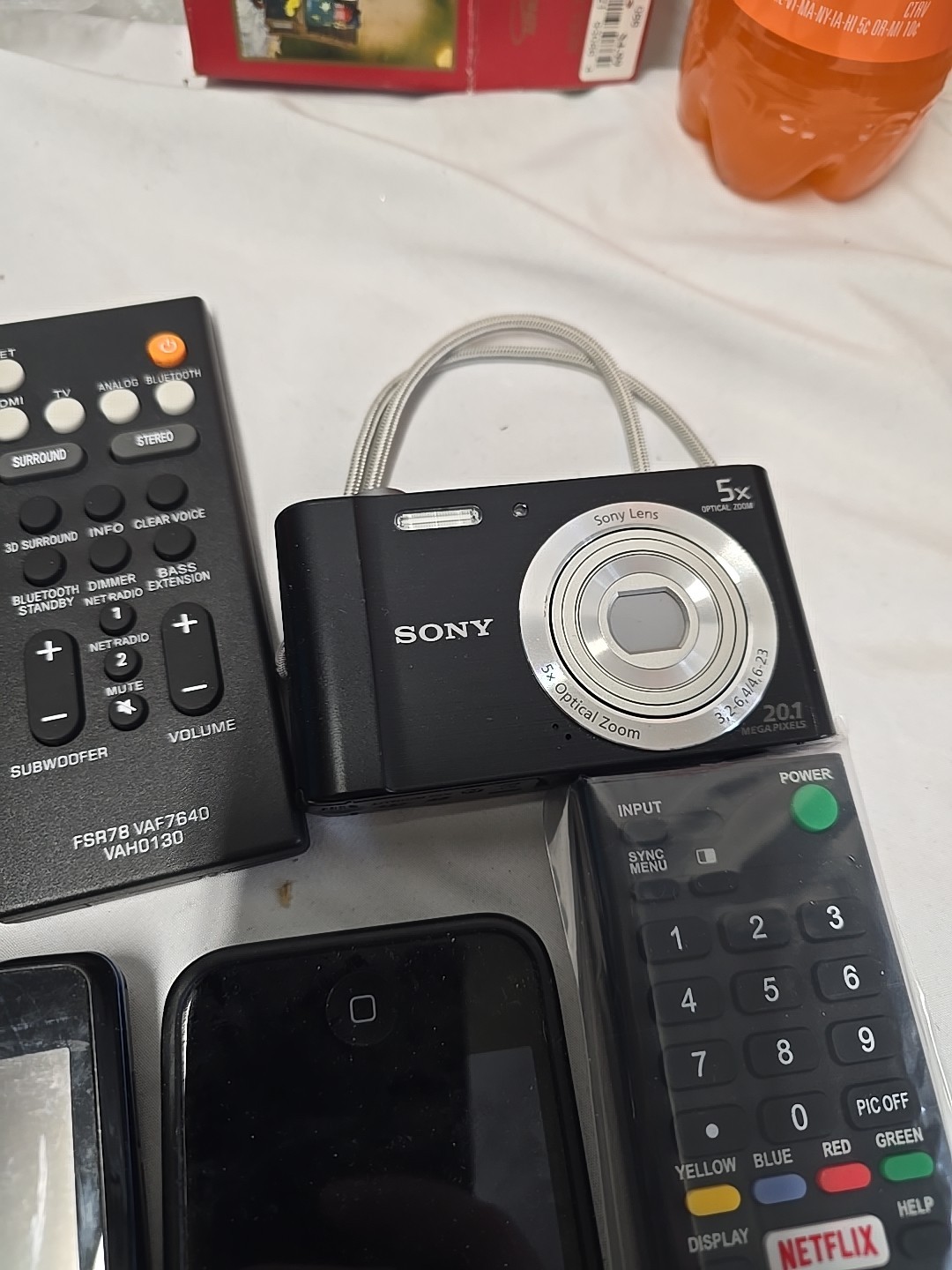 Electronic Devices Untested Bundle Multiple Brands Phones Remotes Speaker Record