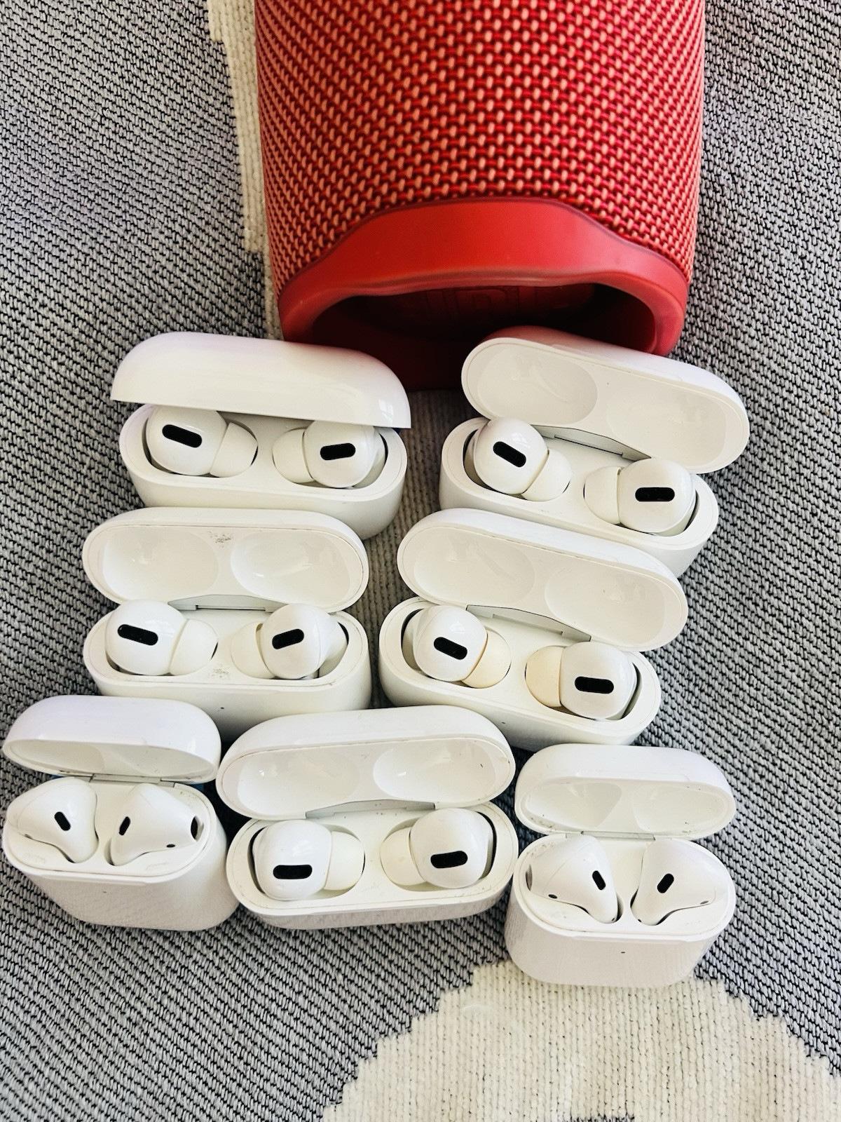 JBL 4 Speaker & AirPods (Non-Working/Parts)