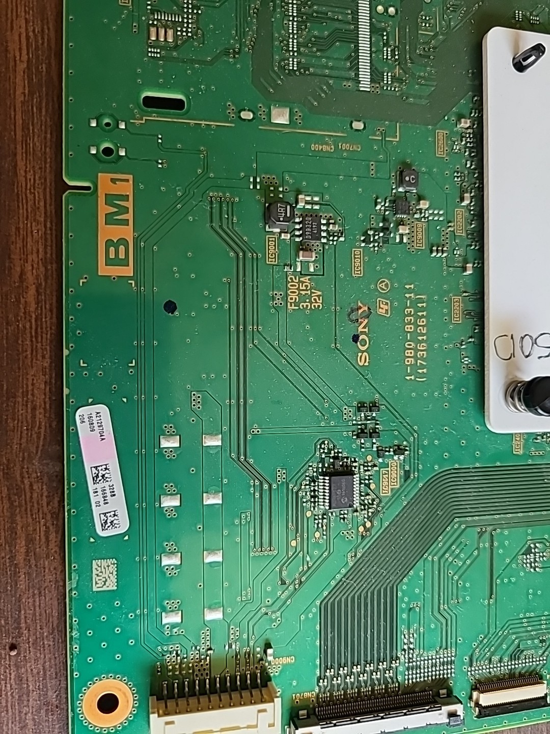 SONY XBR-85X850D MAINBOARD 1-980-833-11. A2129704A. NO POWER need Repair .