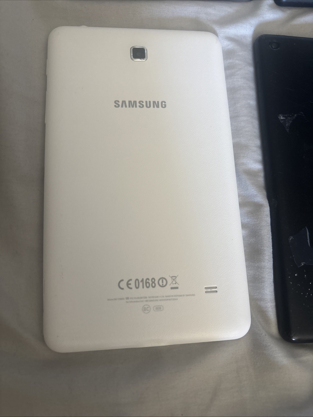 LOT OF 6 TABLETS FOR PARTS UNTESTED SOLD AS IS