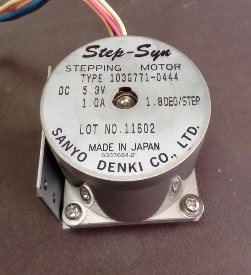 Sanyo Denki step-syn 5.3v 1.0a 1.8deg/step stepping motor 103G771-0444