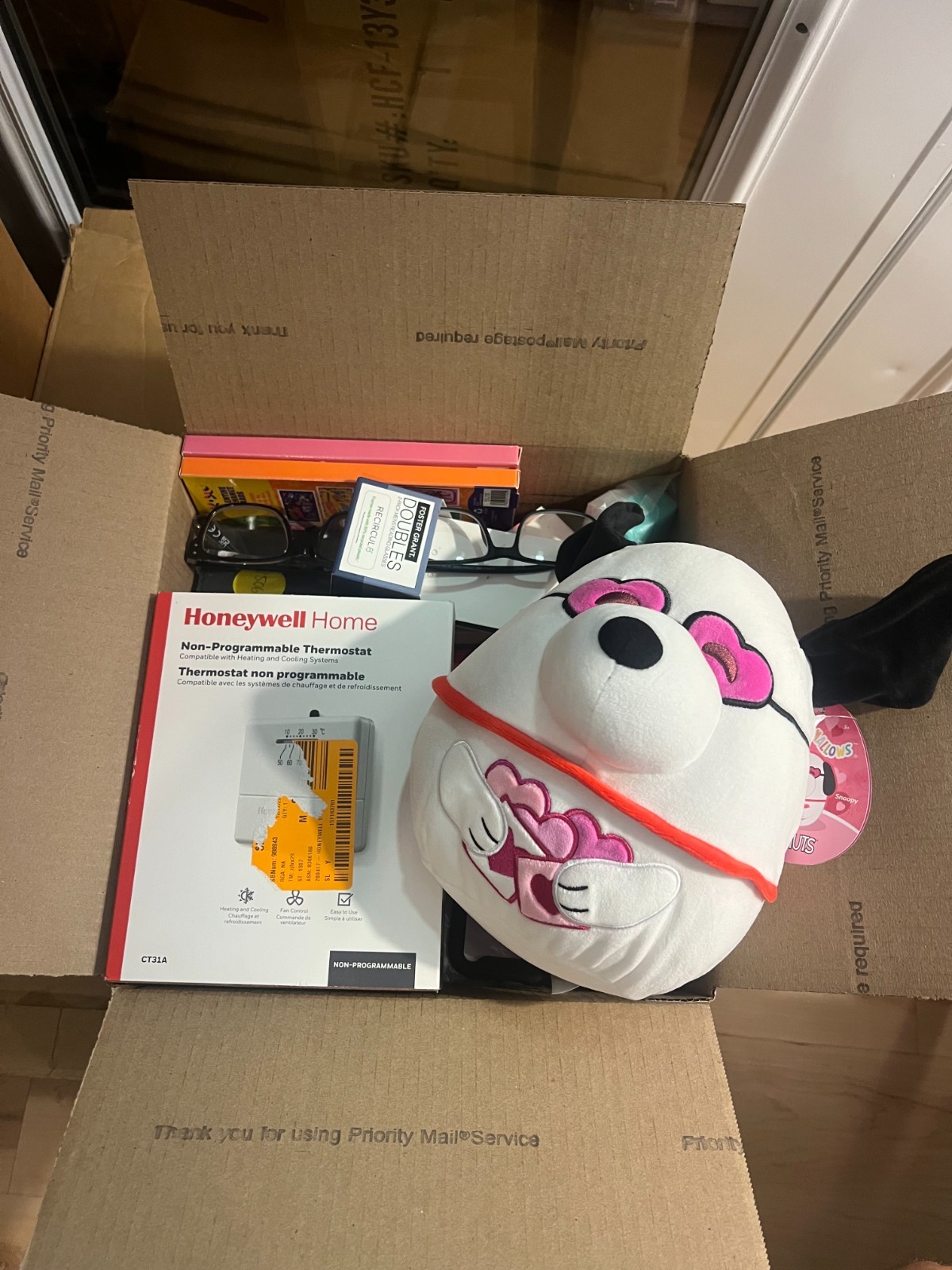 26x assorted amazon lot electronics & accessories all manifest x reseller