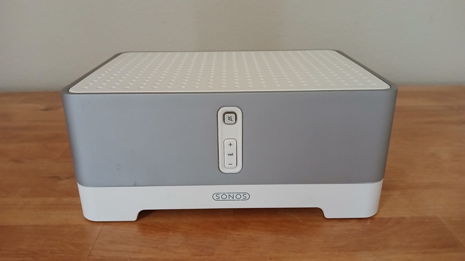 Sonos Collection, Speaker, Wireless Dock, Bride, and Music Player