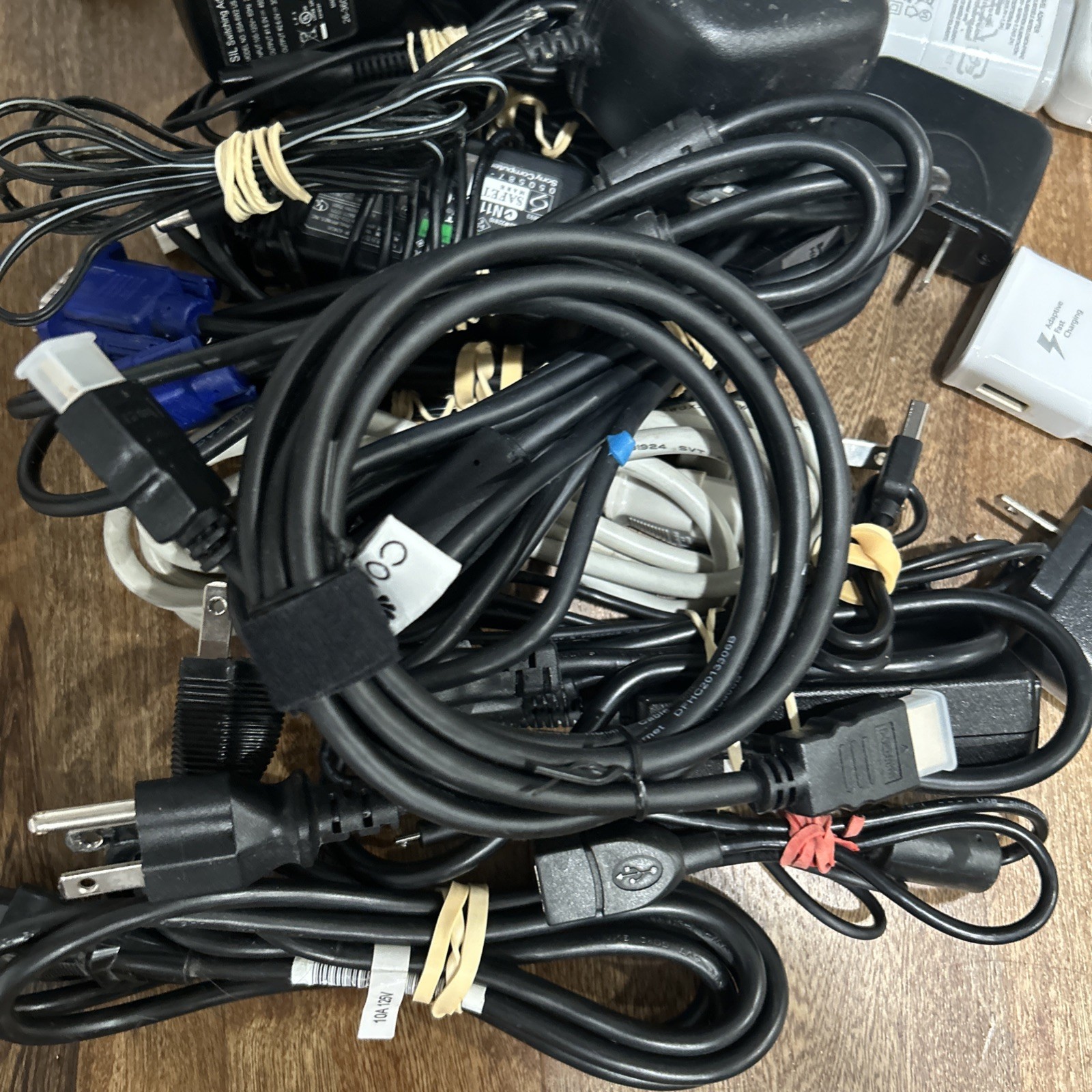 Box Of 75 Assorted Power Printer Computer Phone Nintendo Wires Cables