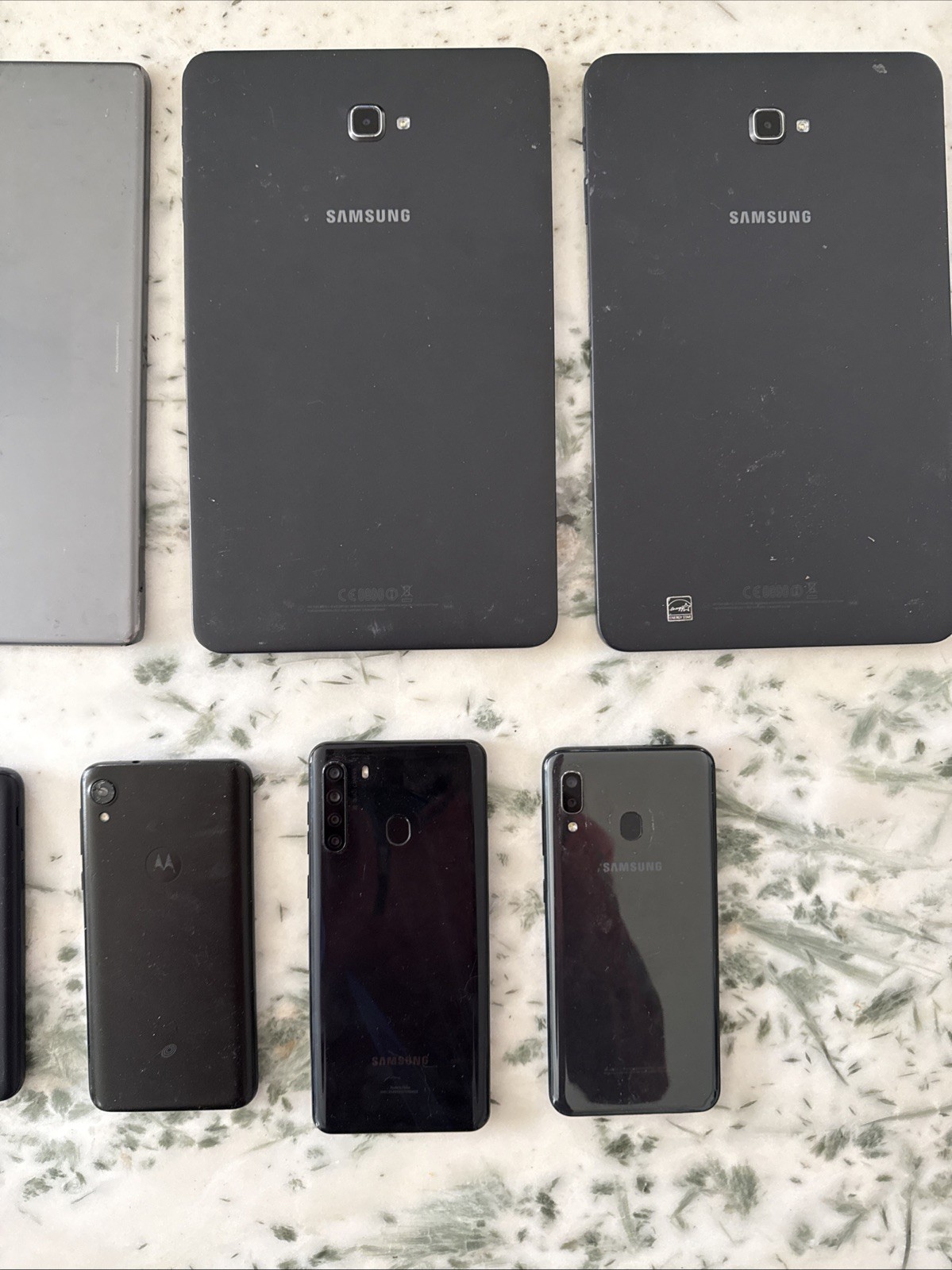 Huge Lot Of Android Phones & Tablets All Of Them Power On! 5 Tablets 4 Phones