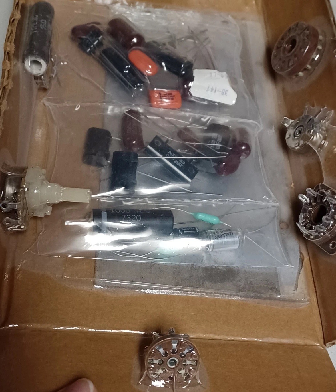 Vintage TV / Radio Electronics Set #2
