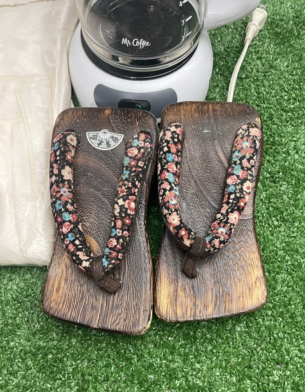 Lots Of Different Items-What You See In The Pictures Are What You Get.-Lot #02