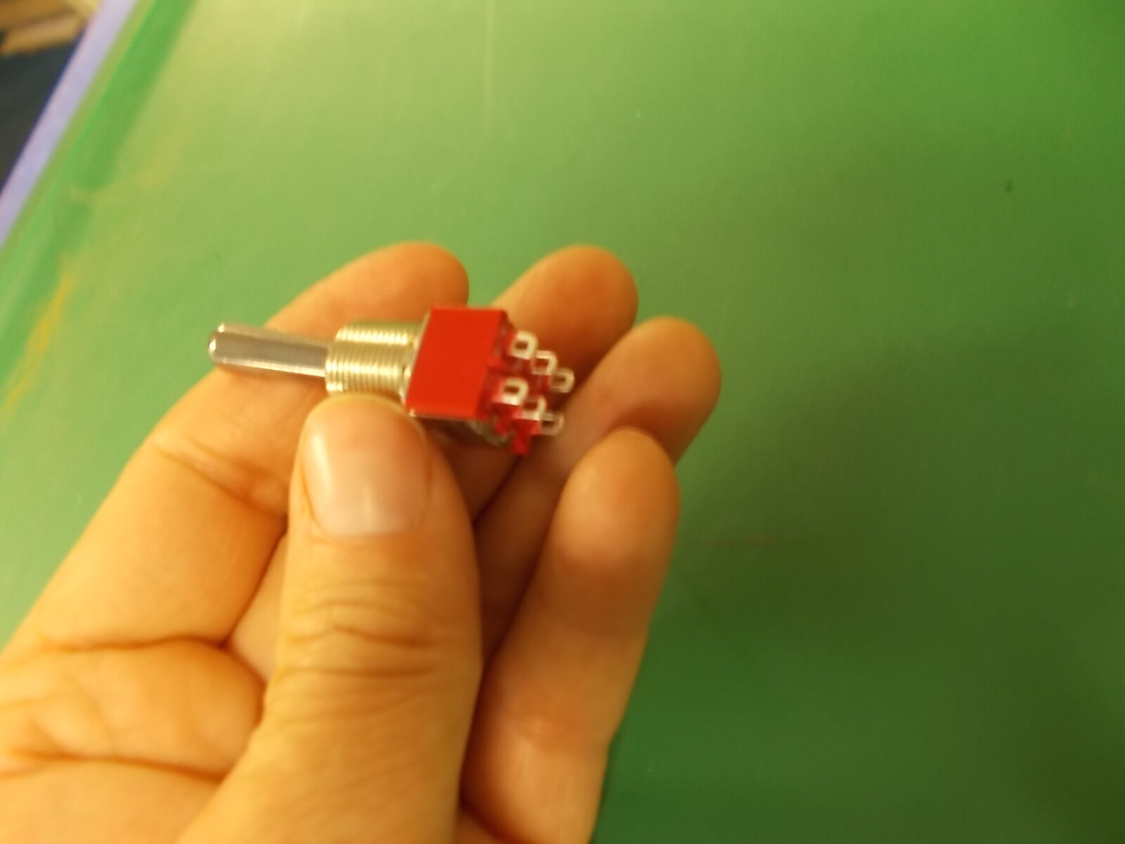 Toggle Switch 2A 250 VAC, 5A 125 VAC “ON ON” Carling 2M1 DP-1