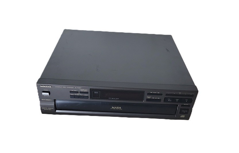 lot of electronics- KENWOOD stereo, dic changer, dvd player, amp etc
