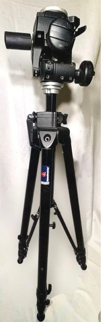Manfrotto Geared Head *400 Tripod 075B