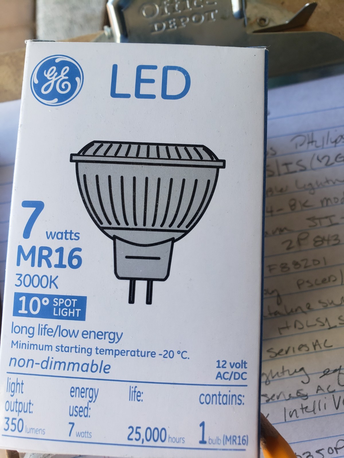 lighting and lightning equipment