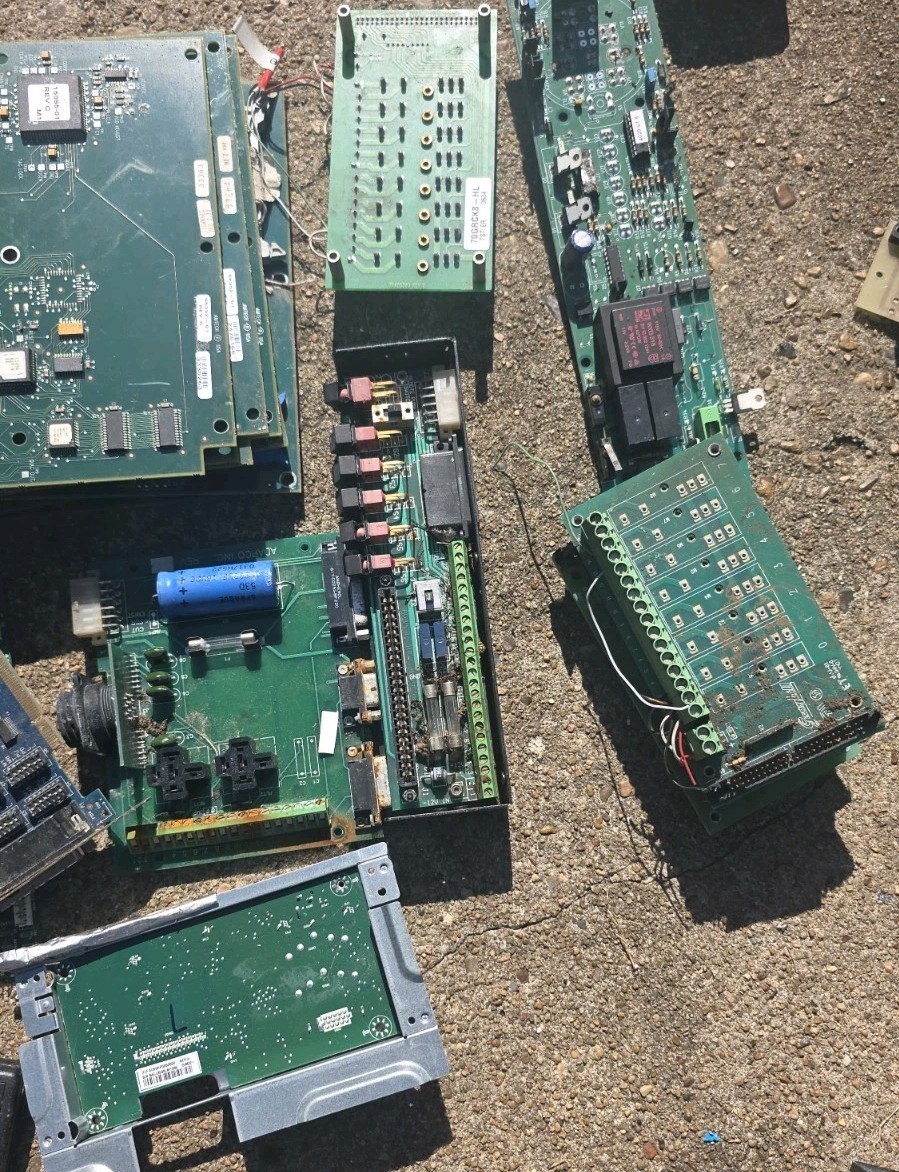 Lot 55lbs+ Scrap Gold Copper Metal Electronics Motherboards PCB Computer Parts01