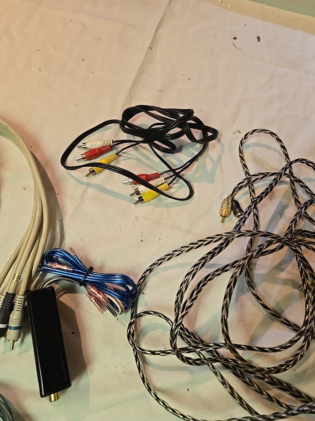 Large Lot Of Audio/Video Cables Scosche Fosgate Monster Python Etc See Pics