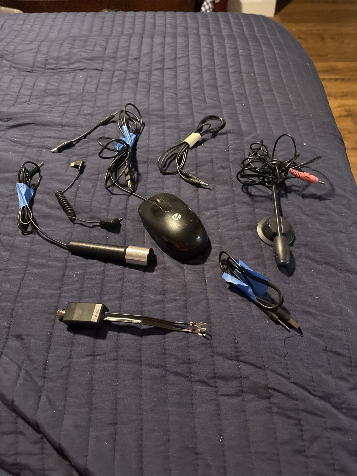 Electronic Cords/microphones/wired Mouse Mixed Lot