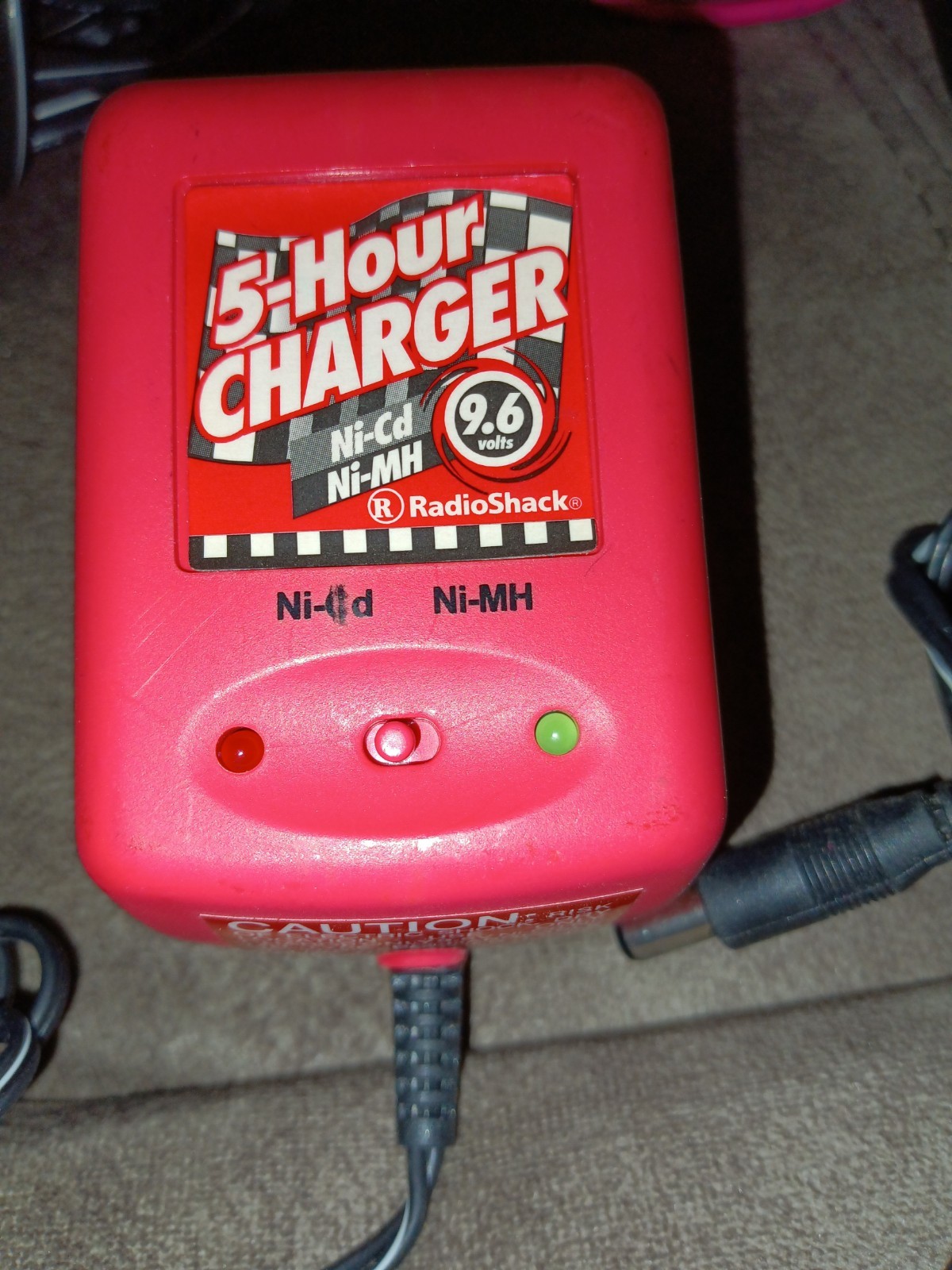RadioShack & Hon-Kwang Mixed Lot AC Adapter Battery Charger Micro USB VGA Cable