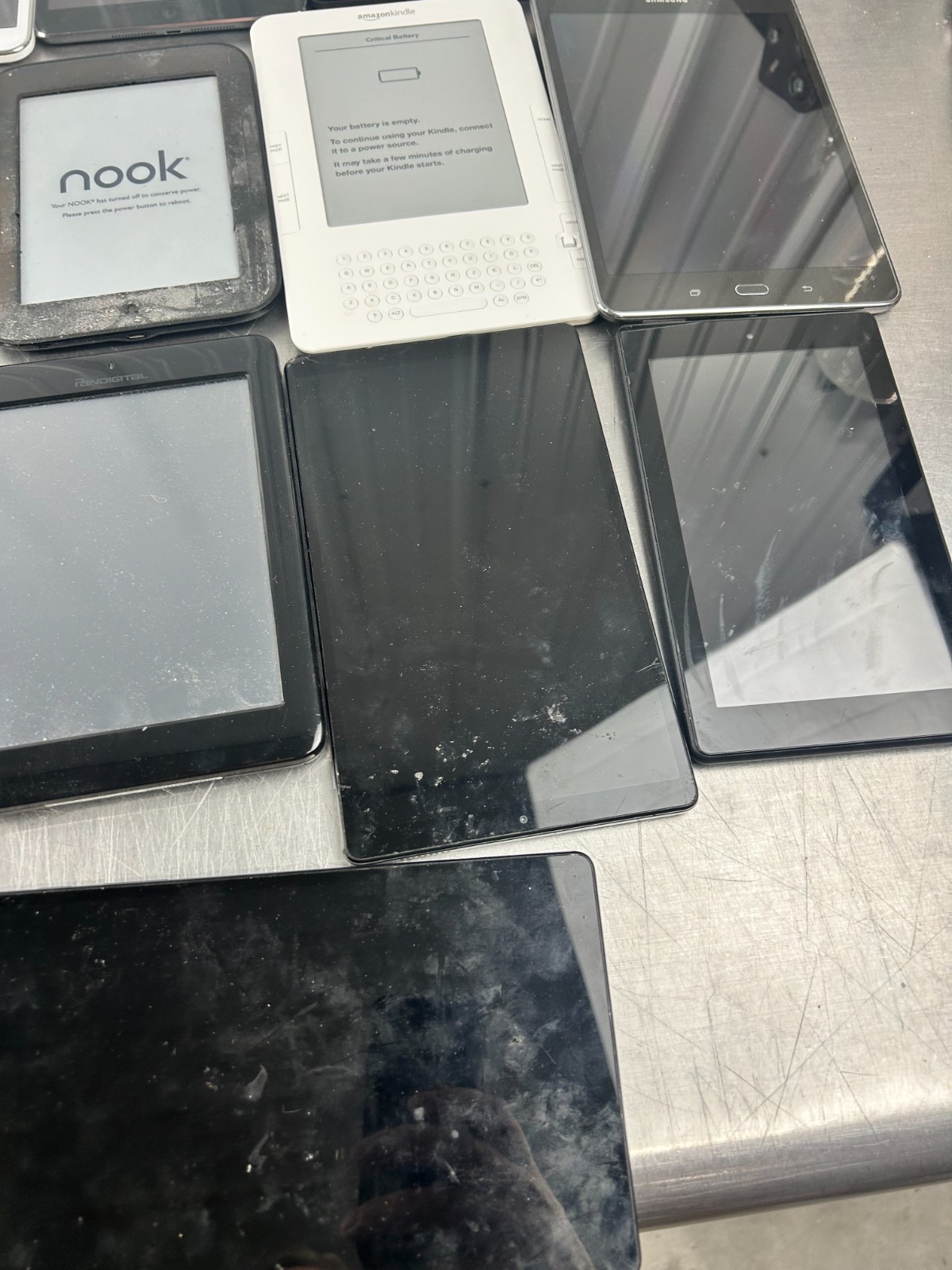 Mixed Lot of Tablets & Others Nook Apple Ipad Samsung Surface Amazon