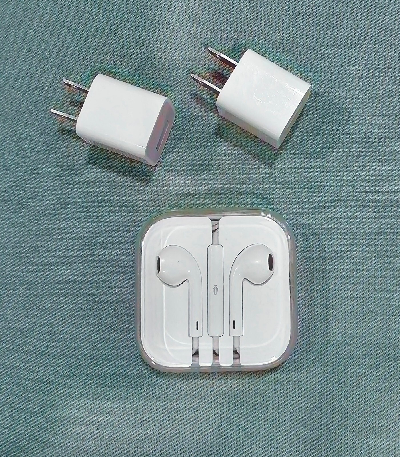 Apple Headphones Wired and 2 Wall Charger Adapter Cube