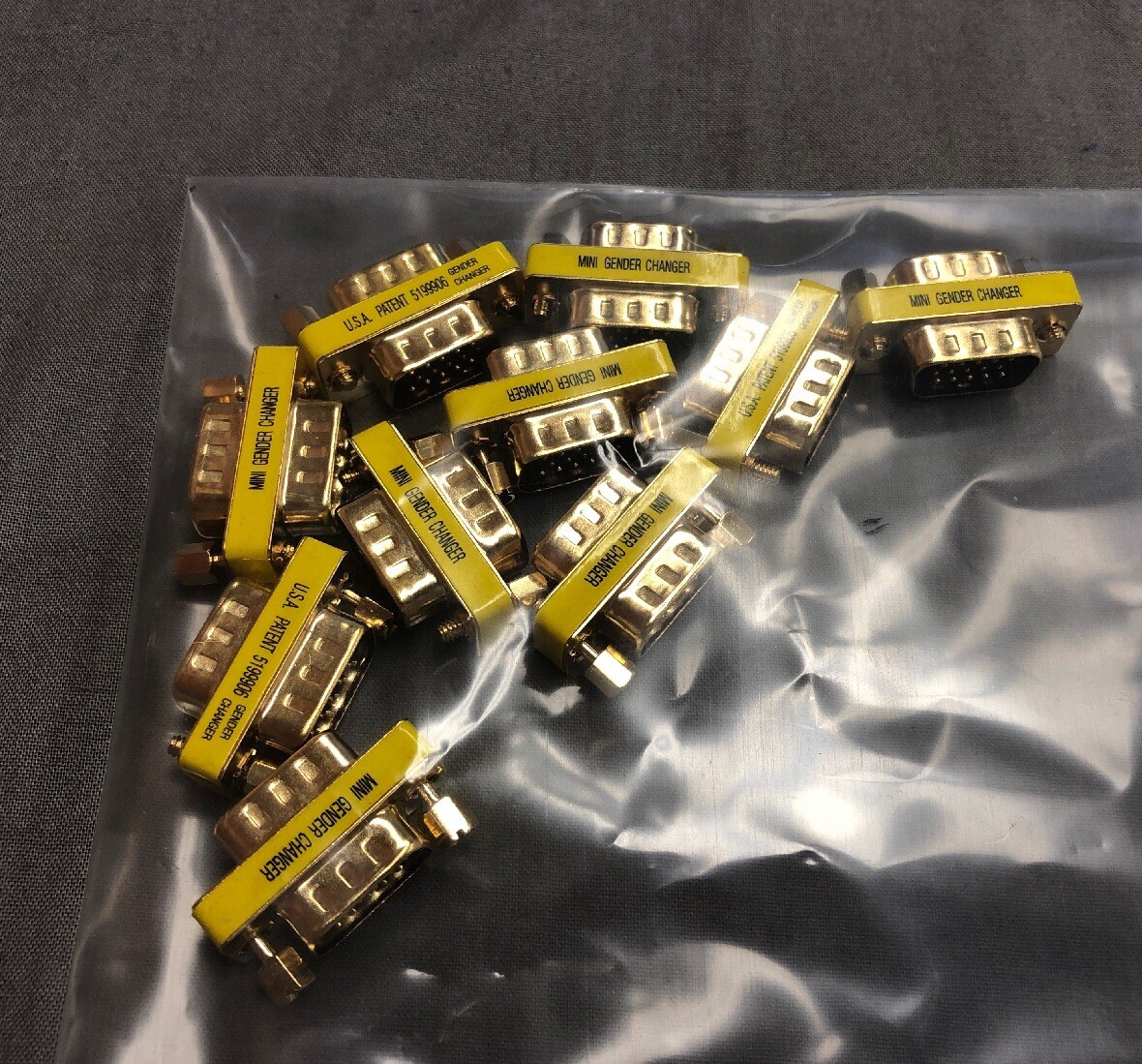 LOT OF 10 MINI GENDER CHANGER 5199906
