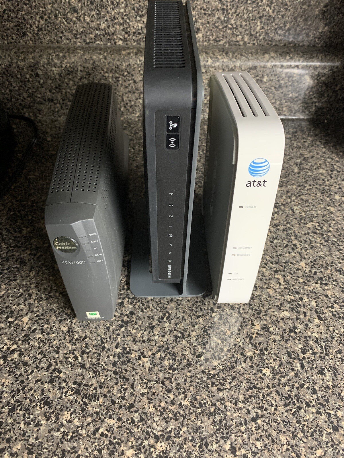 10 lbs Box of Computer Parts. Networking, USB Hubs, and Hard drive Enclosures.