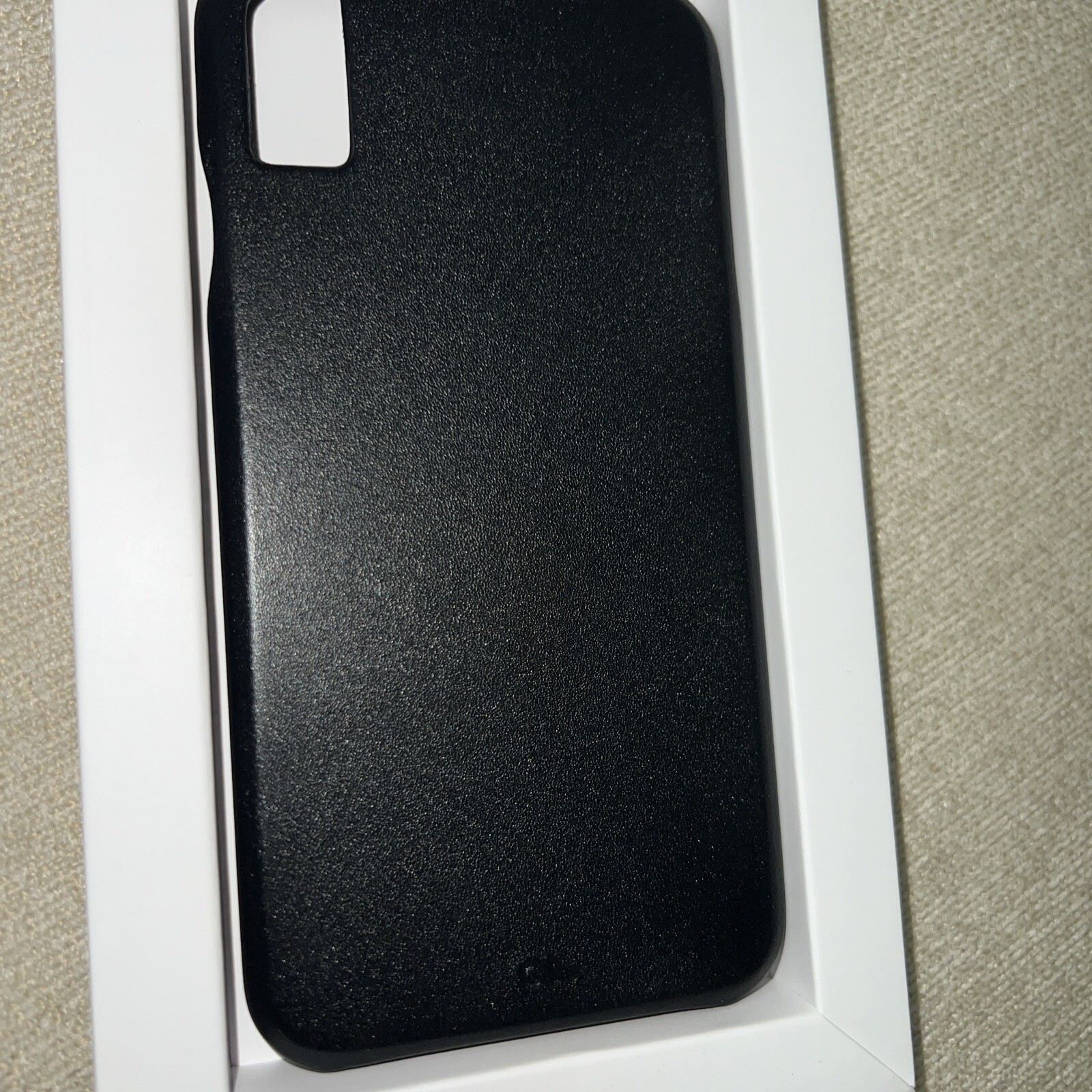 Case-Mate Barely There Genuine Leather – Black IPhone XS Max
